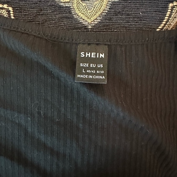 Square neck Black top - Picture 2 of 3